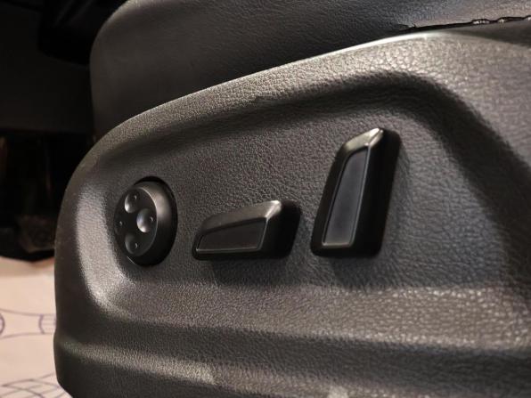 Volkswagen Tiguan I Рестайлинг с пробегом 2013 года, цена 1 350 000 рублей, 130503 км, внедорожник, Автокод Объявления