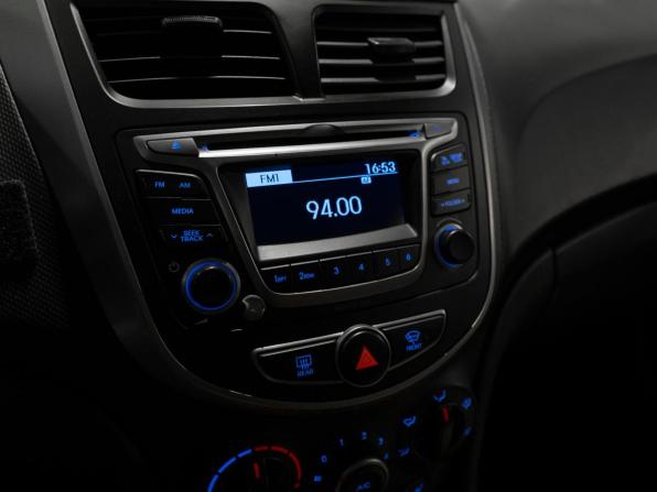 Hyundai Solaris I Рестайлинг с пробегом 2014 года, цена 845 000 рублей, 175517 км, седан, Автокод Объявления