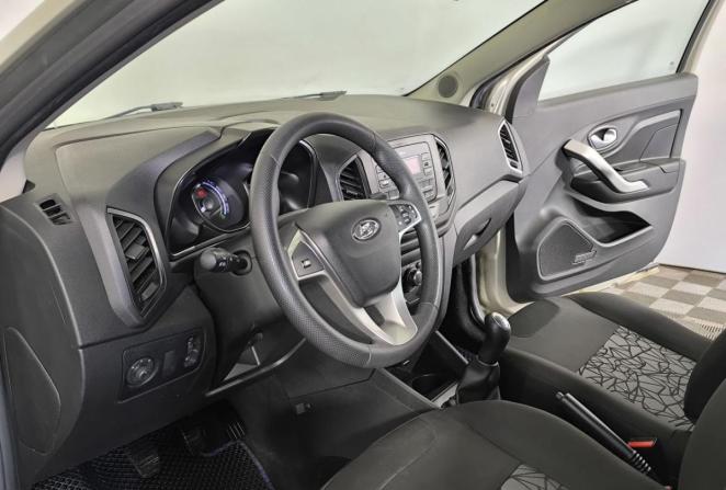 Lada (ВАЗ) XRAY I с пробегом 2018 года, цена 770 000 рублей, 122167 км, хэтчбек, Автокод Объявления