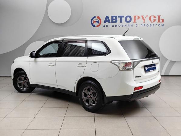 Mitsubishi Outlander III с пробегом 2012 года, цена 1 089 000 рублей, 202500 км, внедорожник, Автокод Объявления