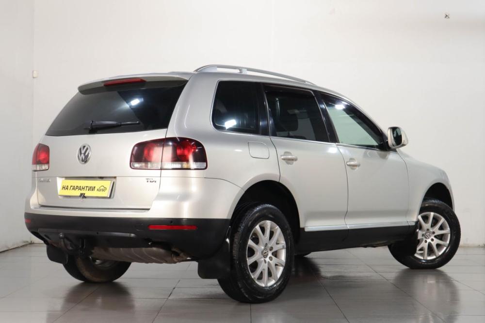 Volkswagen Touareg I Рестайлинг Челябинск  - изображение 5