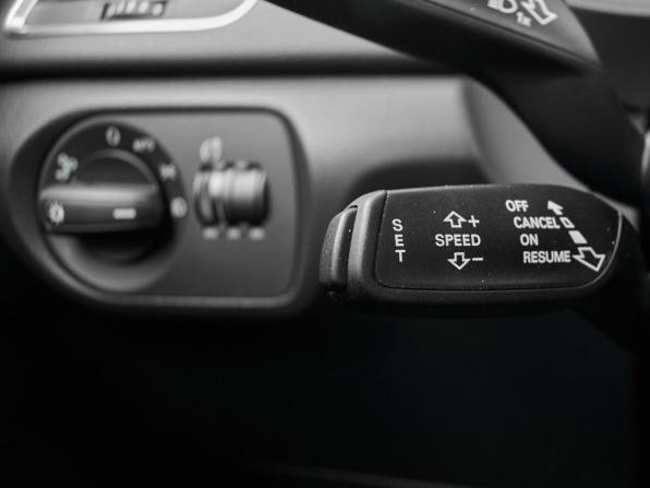 Audi Q3 I (8U) Рестайлинг с пробегом 2018 года, цена 2 000 000 рублей, 92323 км, внедорожник, Автокод Объявления