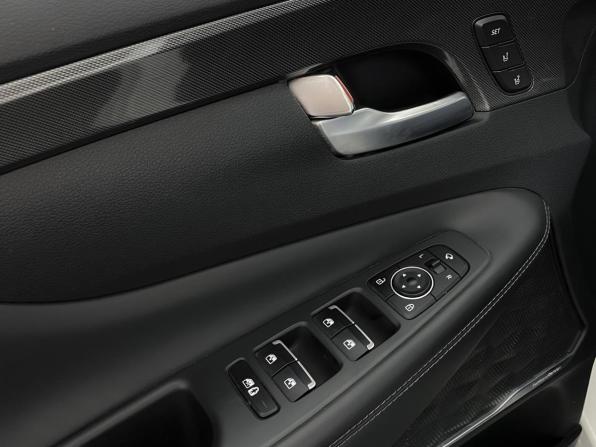 Hyundai Santa Fe IV Рестайлинг с пробегом 2021 года, цена 2 993 000 рублей, 172115 км, внедорожник, Автокод Объявления
