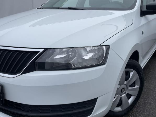 Skoda Rapid I с пробегом 2015 года, цена 1 070 000 рублей, 124590 км, лифтбек, Автокод Объявления