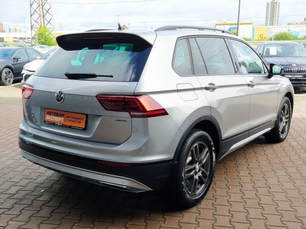 Volkswagen Tiguan II с пробегом 2019 года, цена 3 199 000 рублей, 87432 км, внедорожник, Автокод Объявления