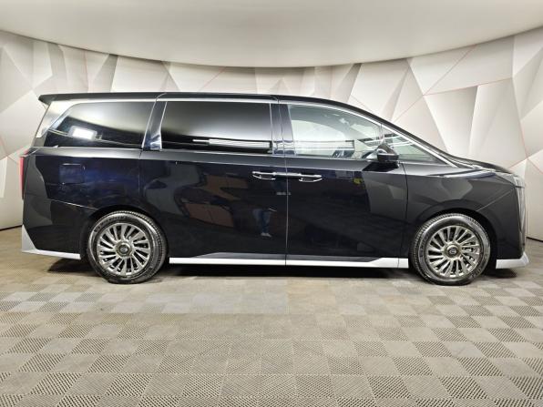 GAC M8 с пробегом 2023 года, цена 4 159 000 рублей, 23576 км, минивэн, Автокод Объявления