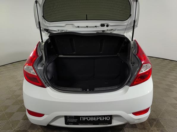 Hyundai Solaris I с пробегом 2014 года, цена 820 000 рублей, 158374 км, хэтчбек, Автокод Объявления