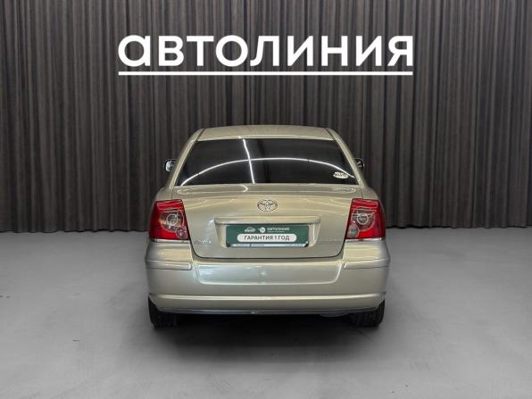Toyota Avensis II Рестайлинг с пробегом 2006 года, цена 839 000 рублей, 290000 км, седан, Автокод Объявления
