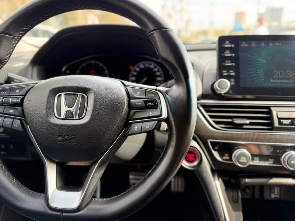 Honda Accord X с пробегом 2019 года, цена 2 890 000 рублей, 78479 км, седан, Автокод Объявления