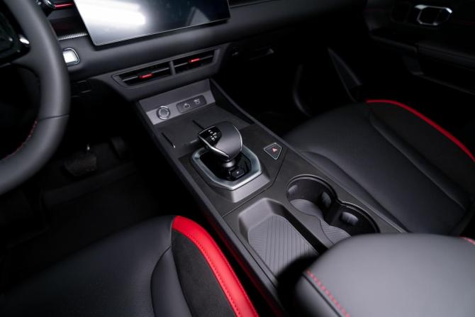 Новый JETOUR DASHING I 2026 года, цена 2 989 900 рублей, внедорожник, Автокод Объявления