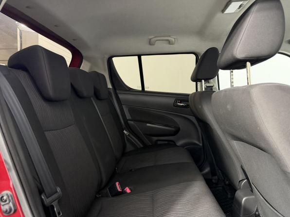 Suzuki Swift IV с пробегом 2012 года, цена 850 000 рублей, 112000 км, хэтчбек, Автокод Объявления