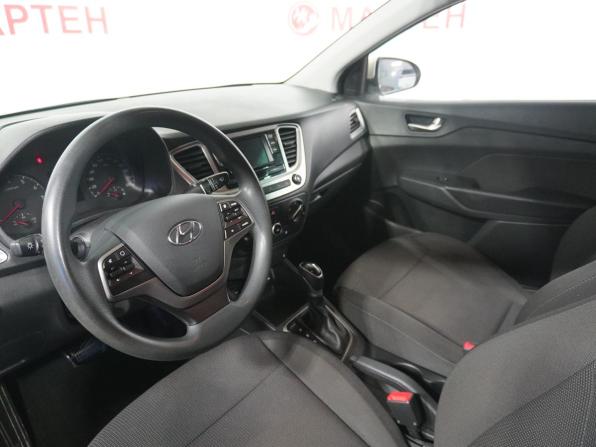 Hyundai Solaris II с пробегом 2019 года, цена 1 384 000 рублей, 133441 км, седан, Автокод Объявления