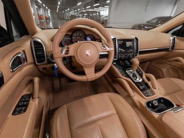 Porsche Cayenne II (958) с пробегом 2011 года, цена 1 895 000 рублей, 248920 км, внедорожник, Автокод Объявления