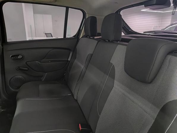 Renault Sandero II Рестайлинг с пробегом 2019 года, цена 1 140 000 рублей, 193266 км, хэтчбек, Автокод Объявления