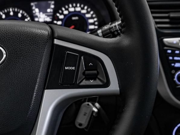 Hyundai Solaris I с пробегом 2012 года, цена 799 000 рублей, 180140 км, седан, Автокод Объявления