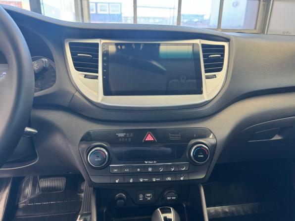 Hyundai Tucson III с пробегом 2016 года, цена 1 599 000 рублей, 120135 км, внедорожник, Автокод Объявления