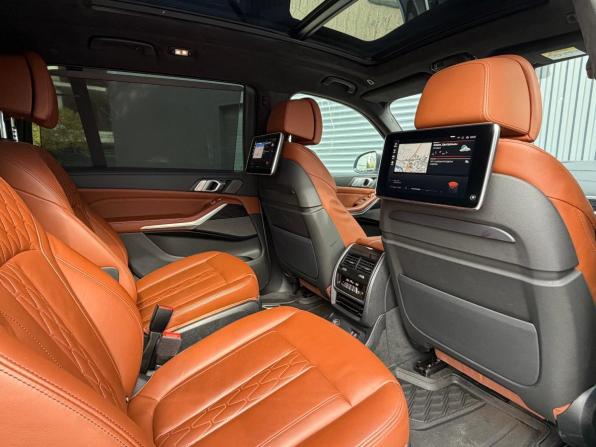 BMW X7 I (G07) с пробегом 2022 года, цена 9 650 000 рублей, 72464 км, внедорожник, Автокод Объявления
