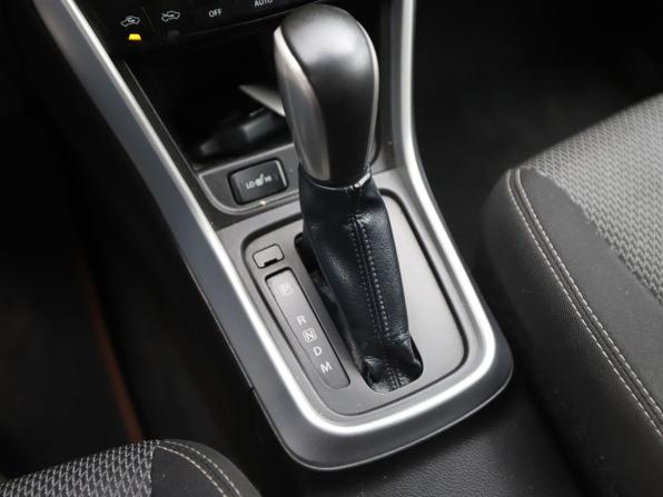 Suzuki SX4 II (S-Cross) с пробегом 2013 года, цена 880 000 рублей, 188657 км, хэтчбек, Автокод Объявления