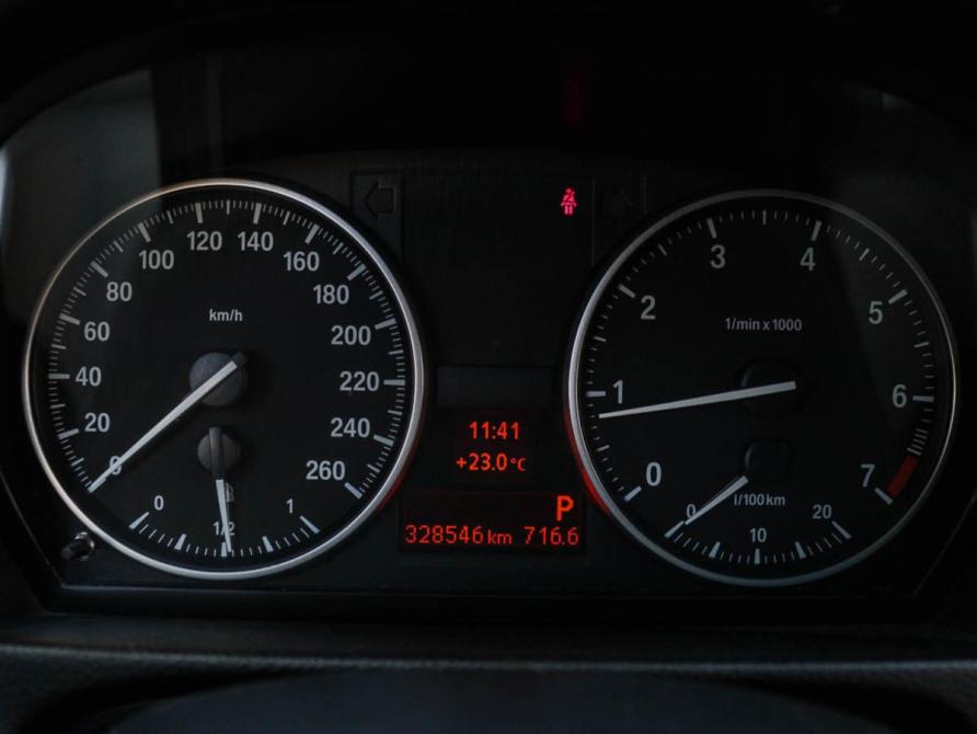 BMW 3 серии V (E90/E91/E92/E93) Рестайлинг Москва  - изображение 21