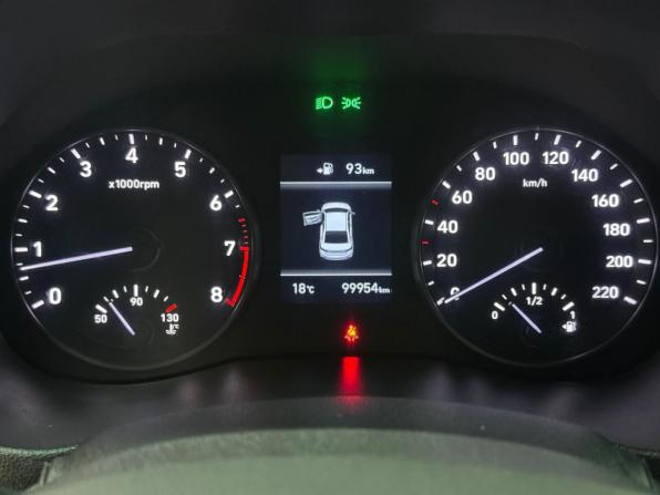 Hyundai Solaris II с пробегом 2019 года, цена 1 341 000 рублей, 99700 км, седан, Автокод Объявления