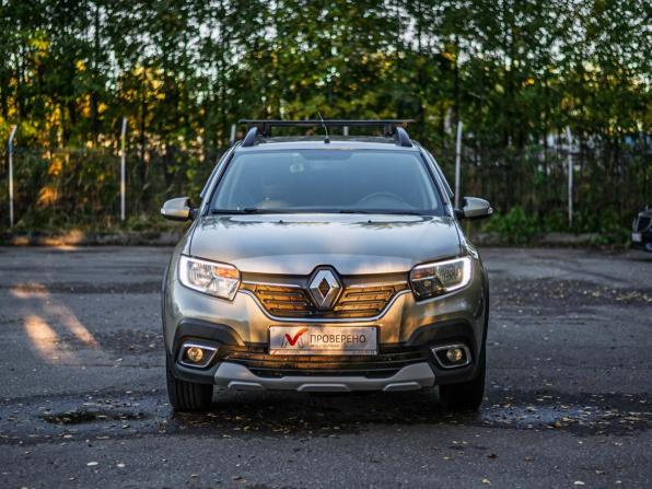 Renault Sandero II Рестайлинг с пробегом 2021 года, цена 1 210 000 рублей, 68655 км, хэтчбек, Автокод Объявления