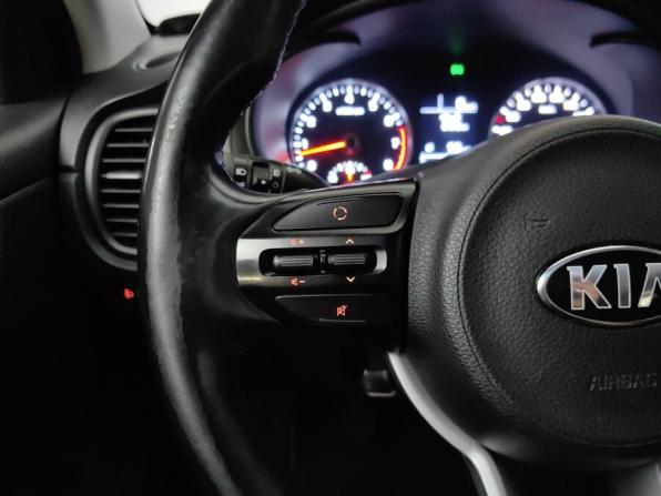 Kia Rio IV с пробегом 2018 года, цена 1 017 000 рублей, 183000 км, седан, Автокод Объявления
