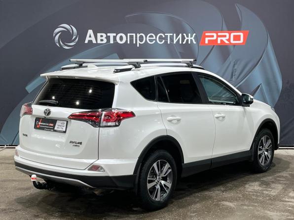 Toyota RAV4 IV (XA40) Рестайлинг с пробегом 2017 года, цена 2 370 000 рублей, 96785 км, внедорожник, Автокод Объявления