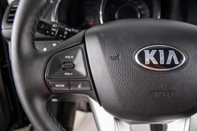 Kia Rio III с пробегом 2013 года, цена 959 000 рублей, 124785 км, хэтчбек, Автокод Объявления