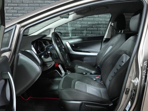 Kia Ceed II с пробегом 2015 года, цена 1 350 000 рублей, 151875 км, хэтчбек, Автокод Объявления