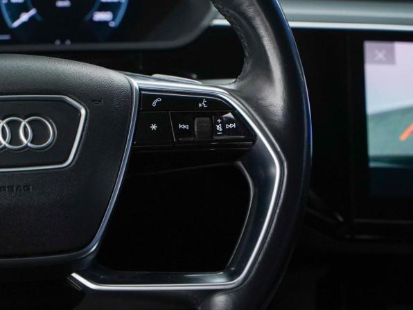 Audi e-tron I с пробегом 2021 года, цена 3 849 077 рублей, 34333 км, внедорожник, Автокод Объявления