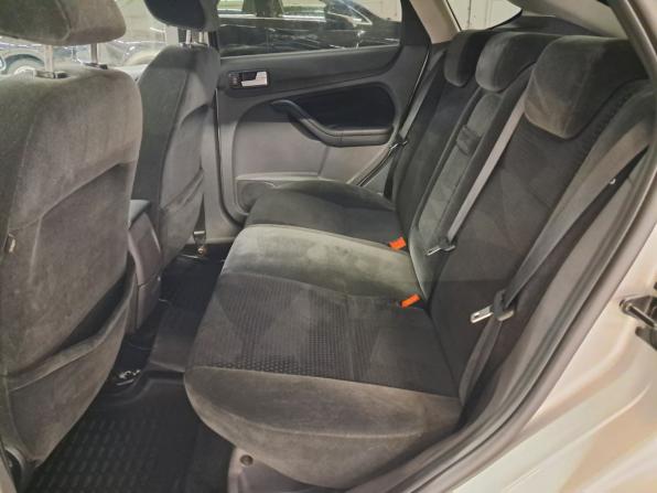 Ford Focus II с пробегом 2007 года, цена 345 000 рублей, 243940 км, хэтчбек, Автокод Объявления