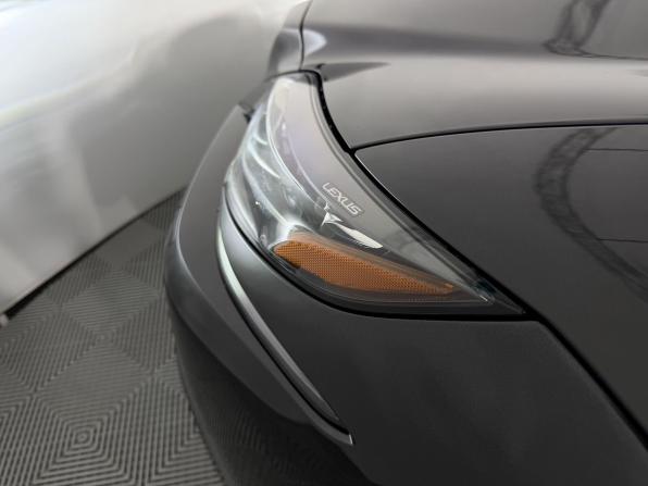 Lexus LS V с пробегом 2018 года, цена 5 600 000 рублей, 73161 км, седан, Автокод Объявления