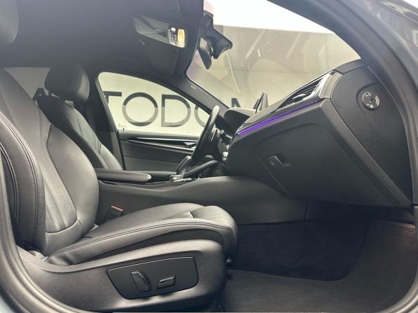 BMW 5 серии VII (G30/G31/G38) с пробегом 2018 года, цена 2 797 900 рублей, 93550 км, седан, Автокод Объявления