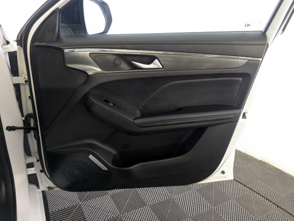 Haval Jolion I Рестайлинг с пробегом 2024 года, цена 1 525 000 рублей, 138713 км, внедорожник, Автокод Объявления