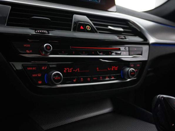 BMW 5 серии VII (G30/G31/G38) с пробегом 2018 года, цена 4 499 046 рублей, 98277 км, седан, Автокод Объявления