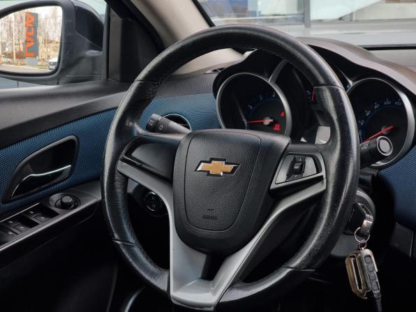 Chevrolet Cruze I Рестайлинг с пробегом 2012 года, цена 599 000 рублей, 251680 км, седан, Автокод Объявления