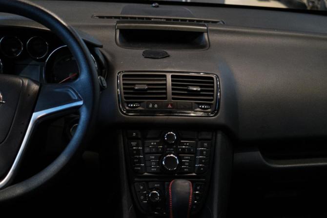 Opel Meriva B с пробегом 2012 года, цена 690 000 рублей, 140078 км, компактвэн, Автокод Объявления