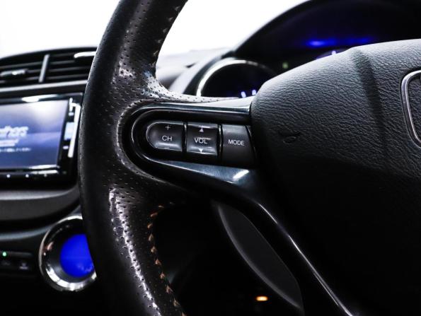 Honda Fit Shuttle I Рестайлинг с пробегом 2014 года, цена 960 000 рублей, 154416 км, универсал, Автокод Объявления