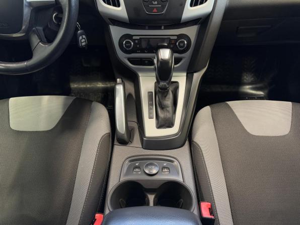 Ford Focus III с пробегом 2013 года, цена 930 000 рублей, 121000 км, хэтчбек, Автокод Объявления