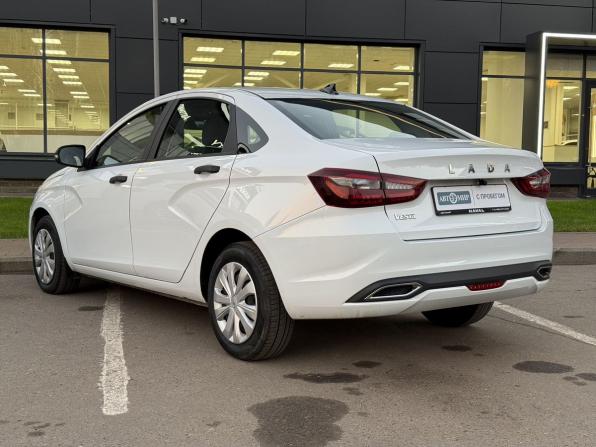 Lada (ВАЗ) Vesta I Рестайлинг (NG) с пробегом 2024 года, цена 1 350 000 рублей, 29814 км, седан, Автокод Объявления