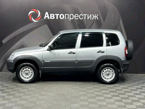 Chevrolet Niva I Рестайлинг с пробегом 2018 года, цена 630 000 рублей, 117264 км, внедорожник, Автокод Объявления