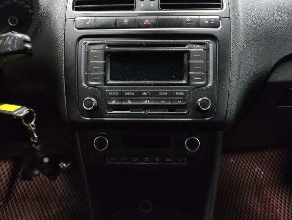 Volkswagen Polo V с пробегом 2013 года, цена 755 000 рублей, 155544 км, седан, Автокод Объявления