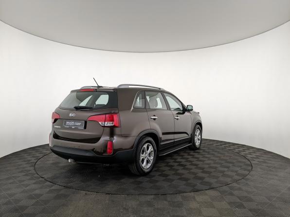 Kia Sorento II Рестайлинг с пробегом 2018 года, цена 1 790 000 рублей, 208000 км, внедорожник, Автокод Объявления