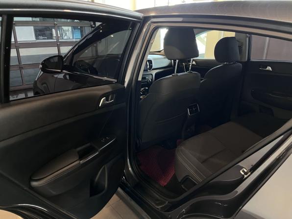 Kia Sportage IV с пробегом 2018 года, цена 2 043 000 рублей, 121771 км, внедорожник, Автокод Объявления