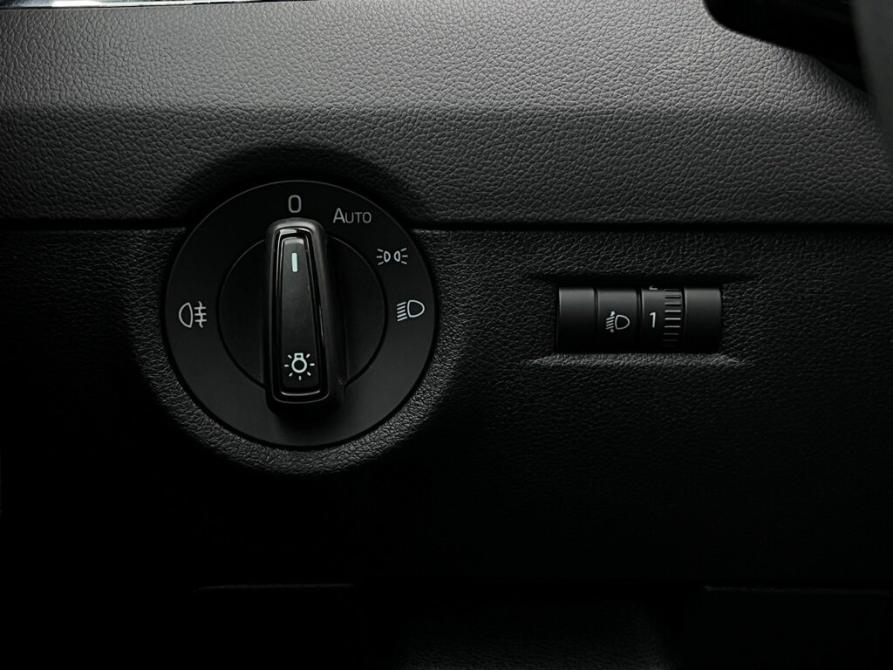 Skoda Octavia III (A7) Санкт-Петербург  - изображение 19