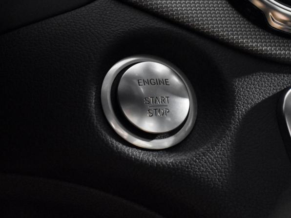 Mercedes-Benz GLA I (X156) Рестайлинг с пробегом 2018 года, цена 2 300 000 рублей, 83426 км, внедорожник, Автокод Объявления