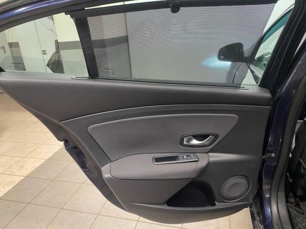 Renault Fluence I с пробегом 2010 года, цена 649 000 рублей, 125000 км, седан, Автокод Объявления
