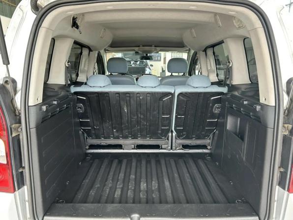 Citroen Berlingo II Рестайлинг с пробегом 2013 года, цена 595 000 рублей, 275378 км, минивэн, Автокод Объявления