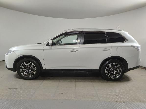 Mitsubishi Outlander III Рестайлинг с пробегом 2014 года, цена 2 220 000 рублей, 197165 км, внедорожник, Автокод Объявления
