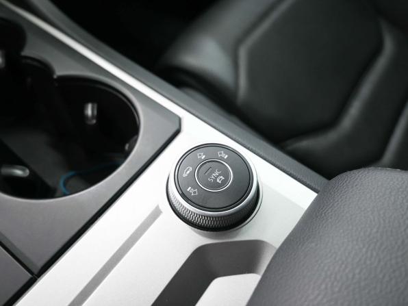 Volkswagen Touareg III с пробегом 2021 года, цена 5 119 900 рублей, 88688 км, внедорожник, Автокод Объявления